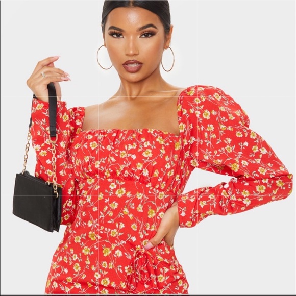 PrettyLittleThing Dresses & Skirts - Pretty little thing floral dress